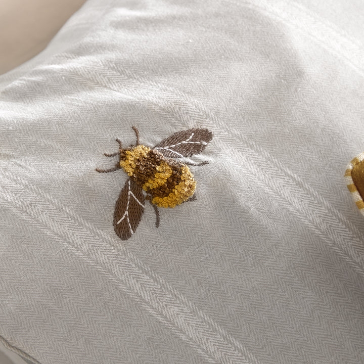 Ramble Bees Super King Duvet Set Natural - image 3