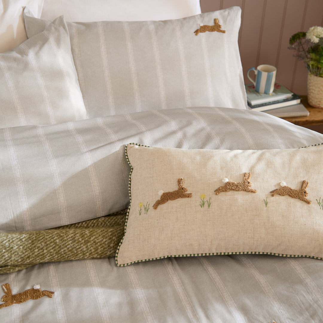Ramble Hares Double Duvet Set Sage - image 2