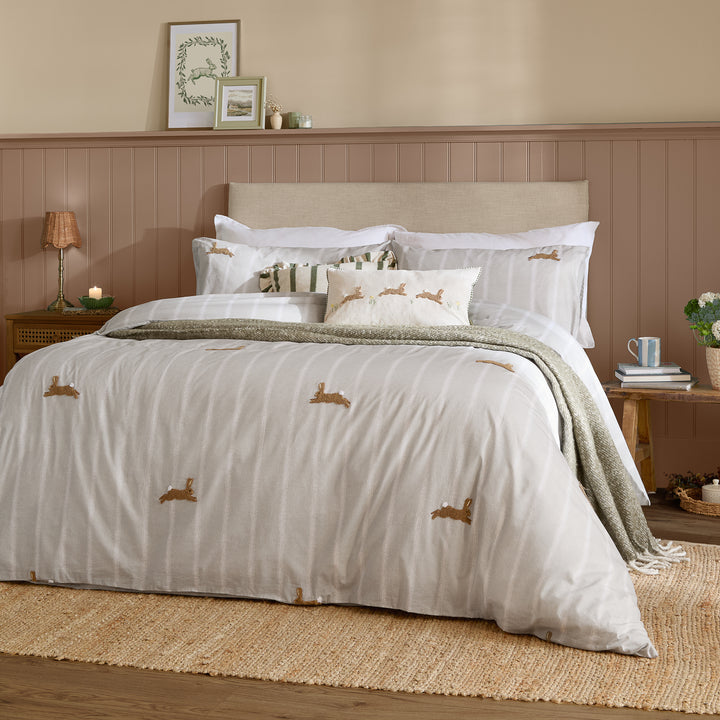 Ramble Hares King Duvet Set Sage