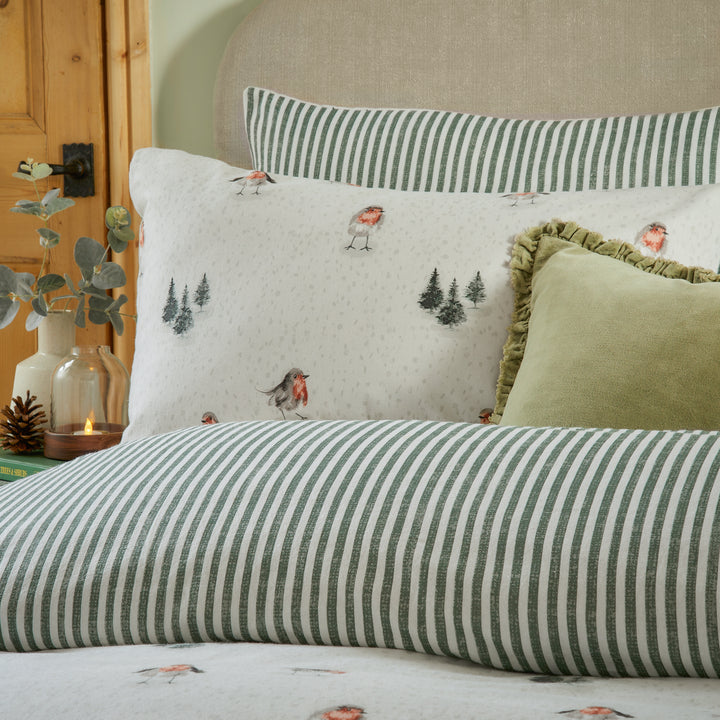 Robins Return Double Duvet Set Cream/Pine - image 2