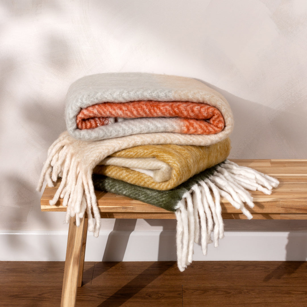 Rawton Ombre 130x180 Throw Natural/Moss - image 5