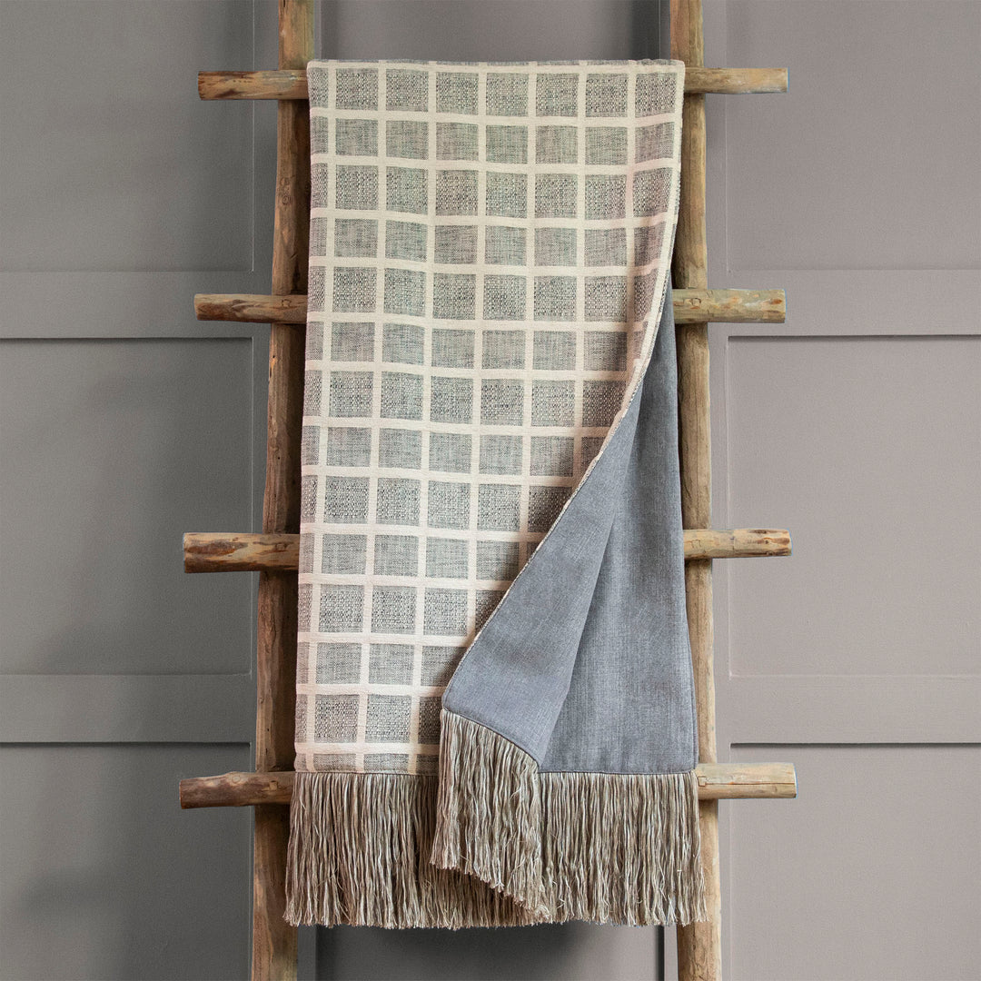 SALVIAN 136X200 THROW NATURAL