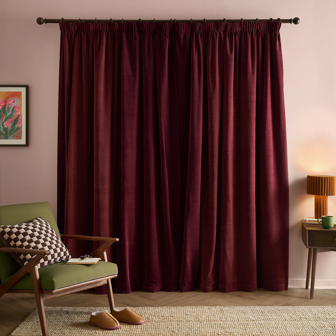 Softchenilleblackout 117x137 Pencil Pleat Curtains Beetroot - image 5