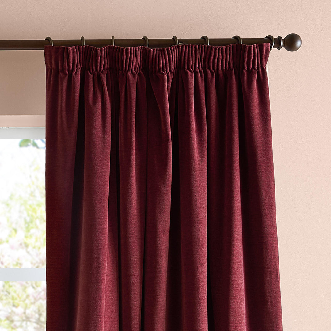 Softchenilleblackout 168x137 Pencil Pleat Curtains Beetroot - image 3