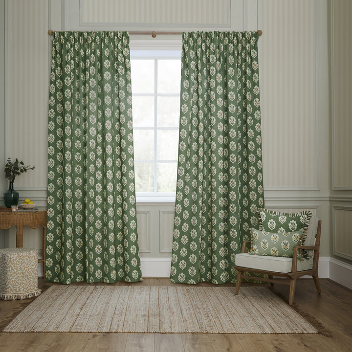 SESSILE LEAF 167X228 PENCIL PLEAT CURTAINS LEAF GREEN