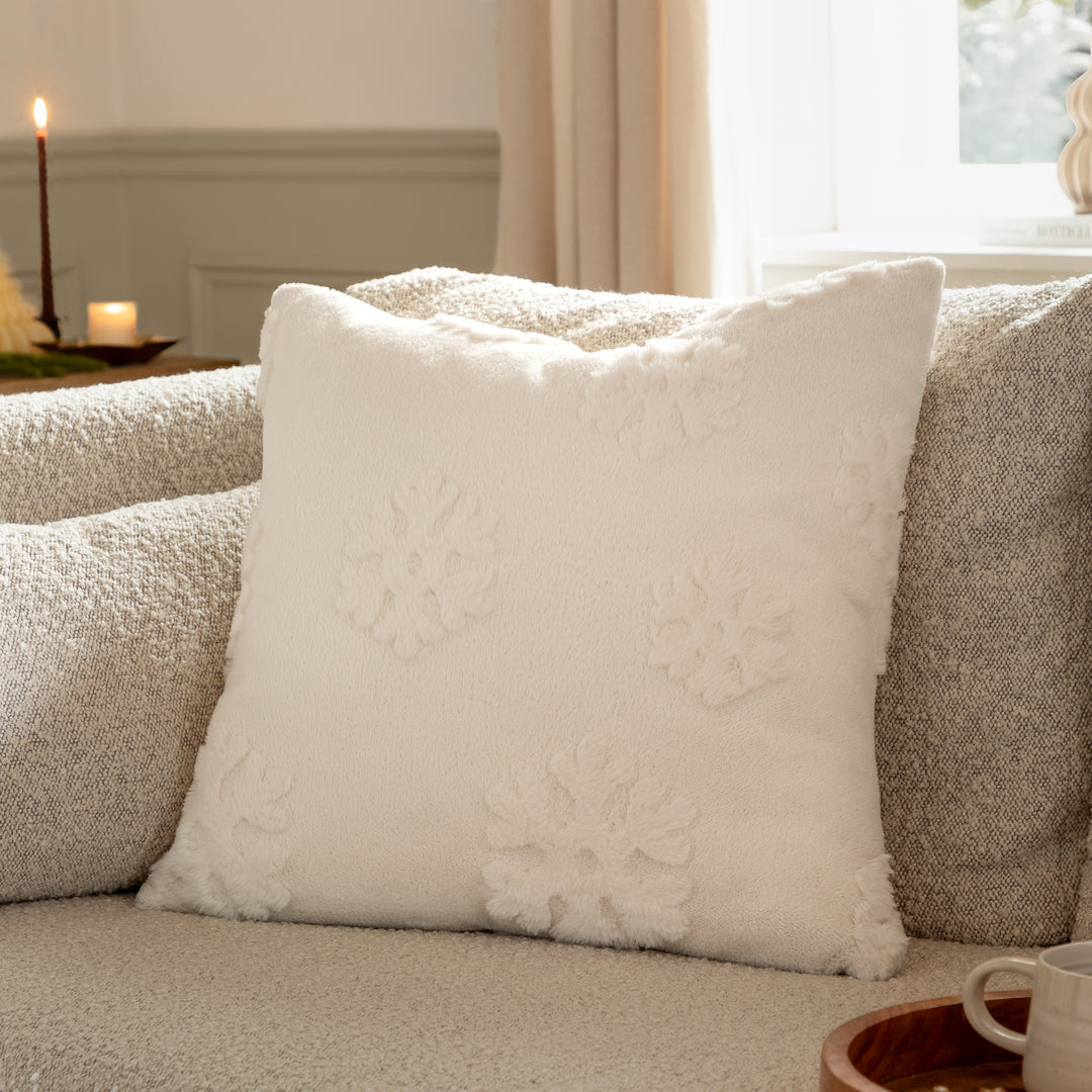 Snowflakes Fur 50x50 Cushion Case Snow White