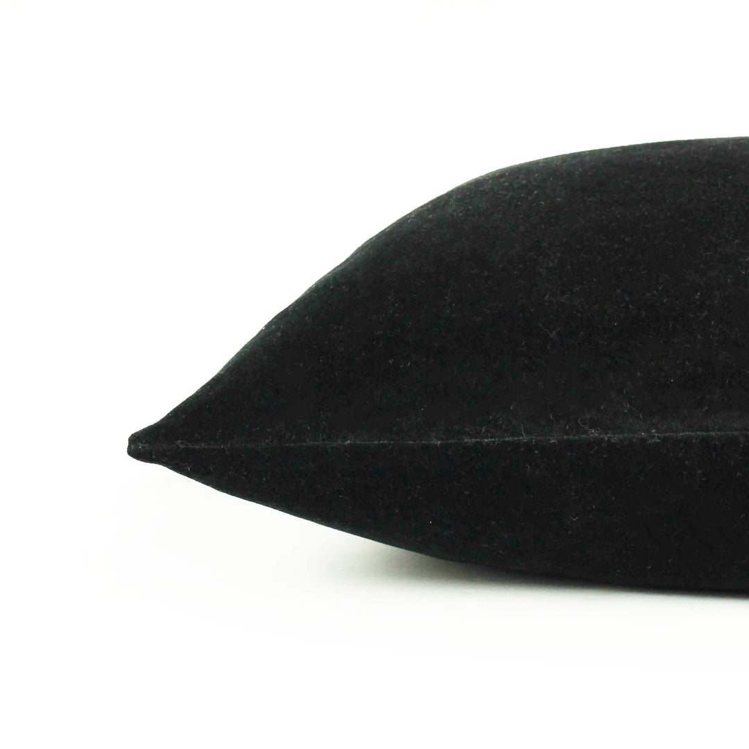 SOLO 45X45 CUSHION COVER BLACK