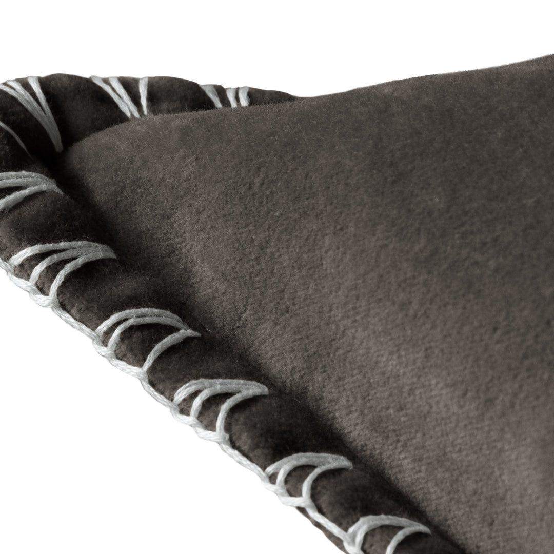 STITCH 50x50 CUSHION CASE IRON