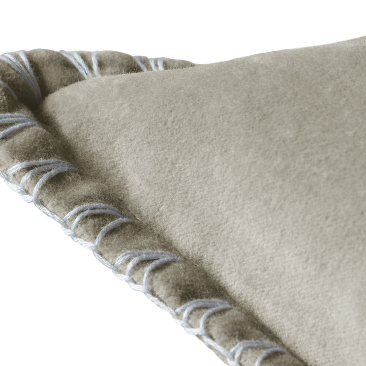STITCH 50x50 CUSHION CASE QUARTZ
