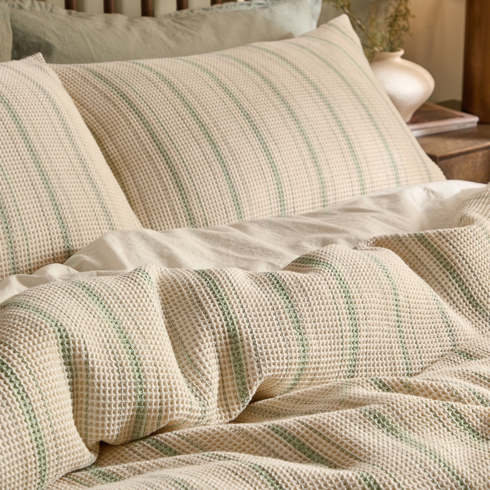 Selby Waffle Single Duvet Set Bay Green / Natural - image 2