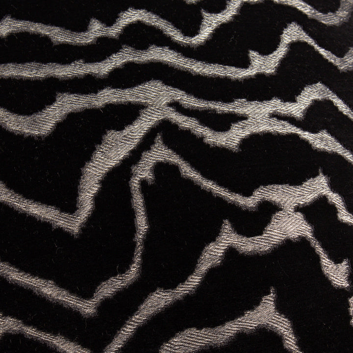 Tierra 50x50 Cushion Case Jet - image 4