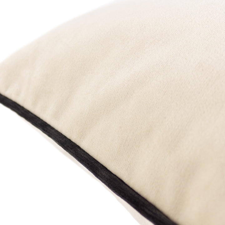 TORTO 50X50 CUSHION CASE IVORY/BLACK