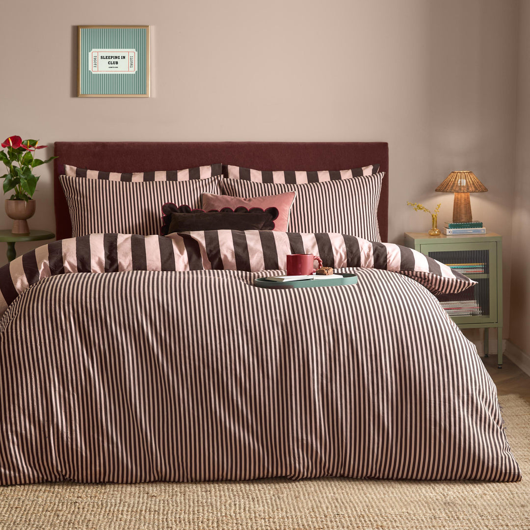 The Ultimate Stripe Double Duvet Set Berry Brownie