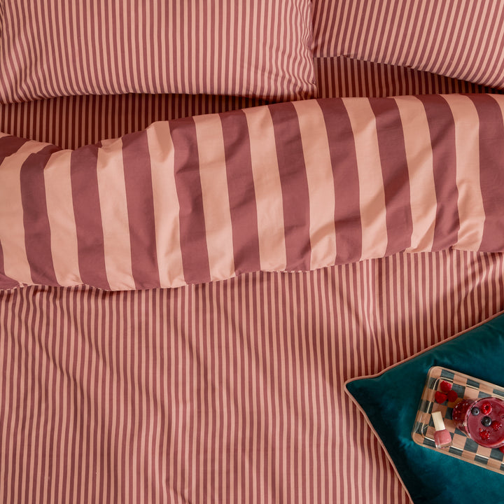 The Ultimate Stripe King Duvet Set Raspberry Smoothie - image 3
