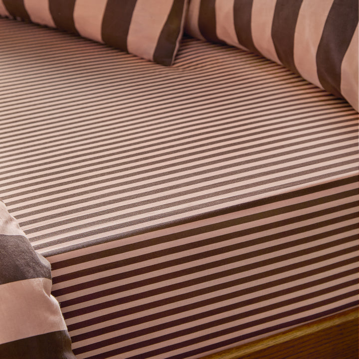 The Ultimate Stripe Super King Fitted Sheet Berry Brownie - image 3