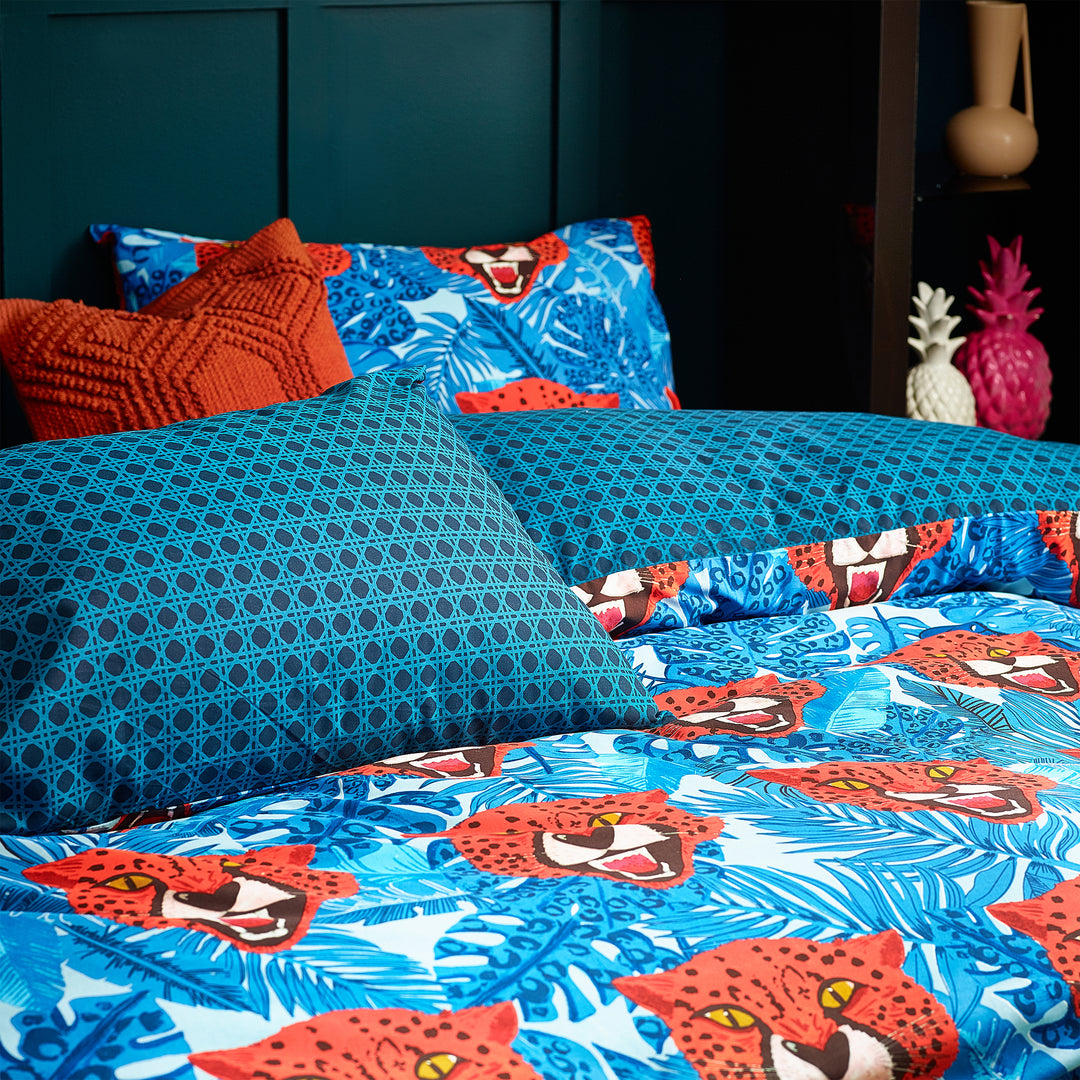 Untamed Super King Duvet Set Blue - image 3
