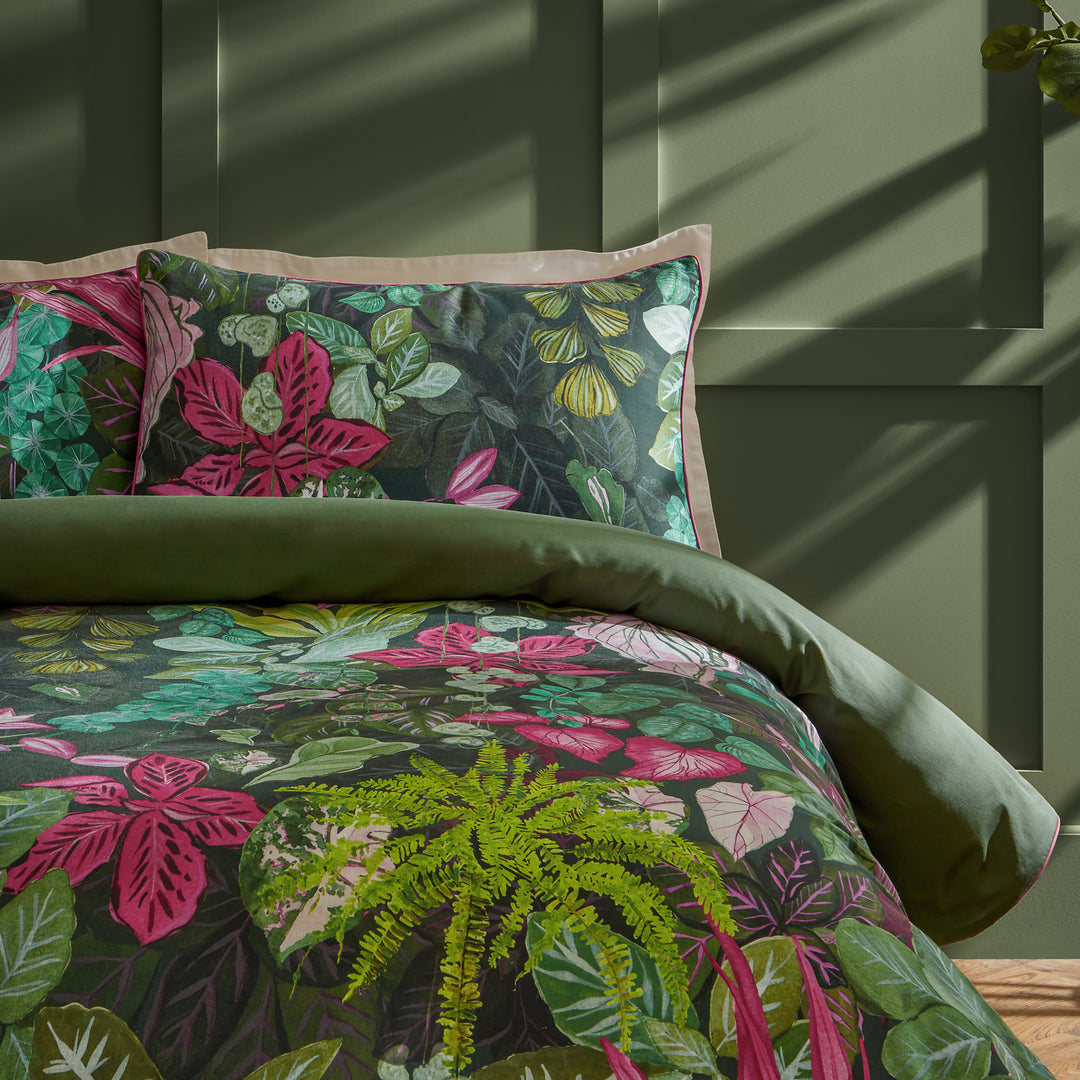 Veadeiros Piped Pillow Case Pairs Pink/Green