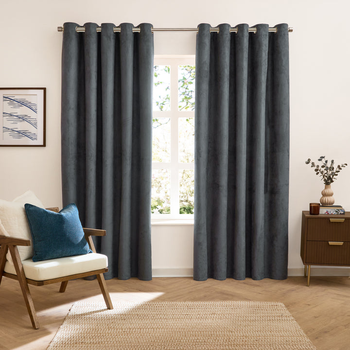 Verso 168x183 Blackout Eyelet Curtains Mocha - image 2