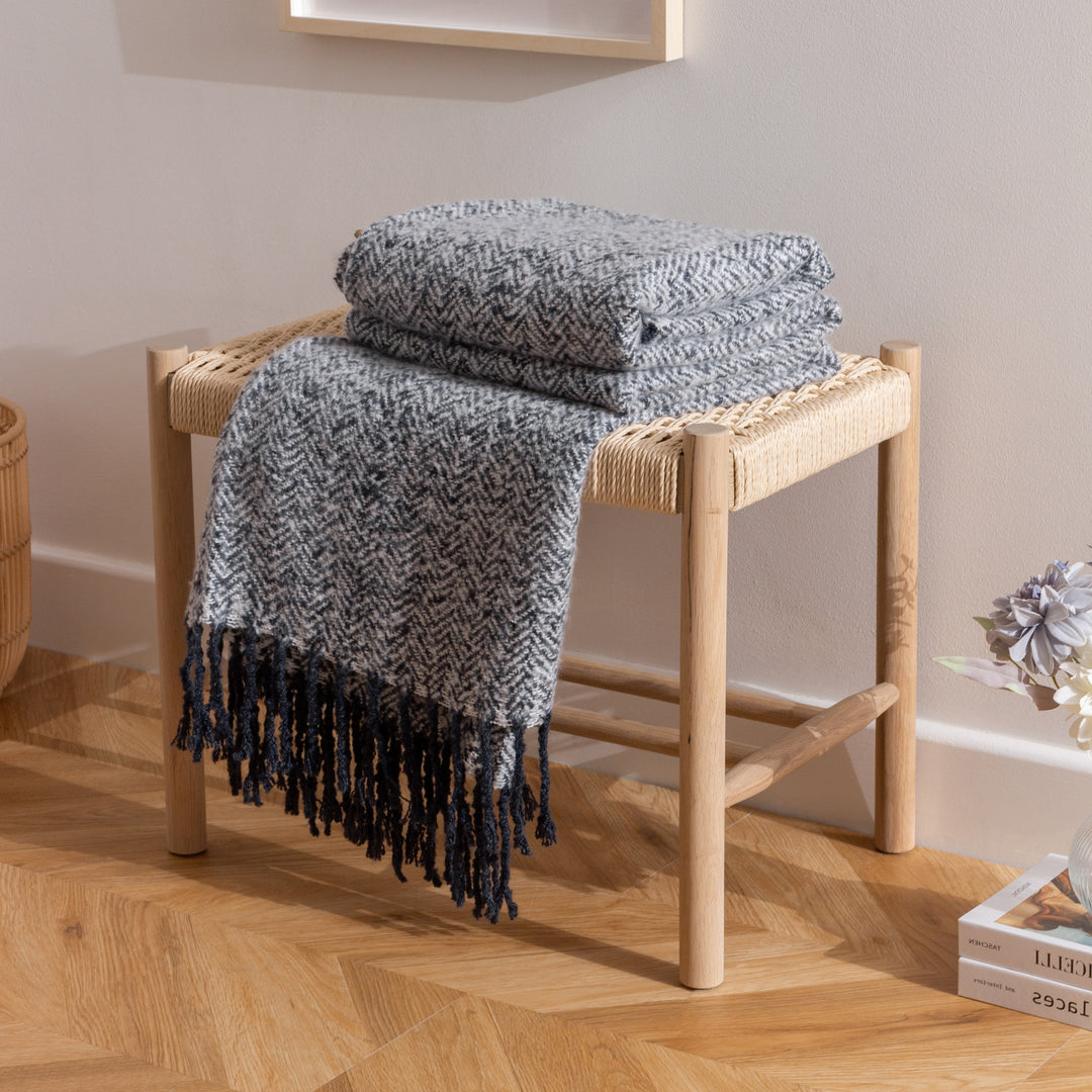 Weaver 130x180 Throw Navy