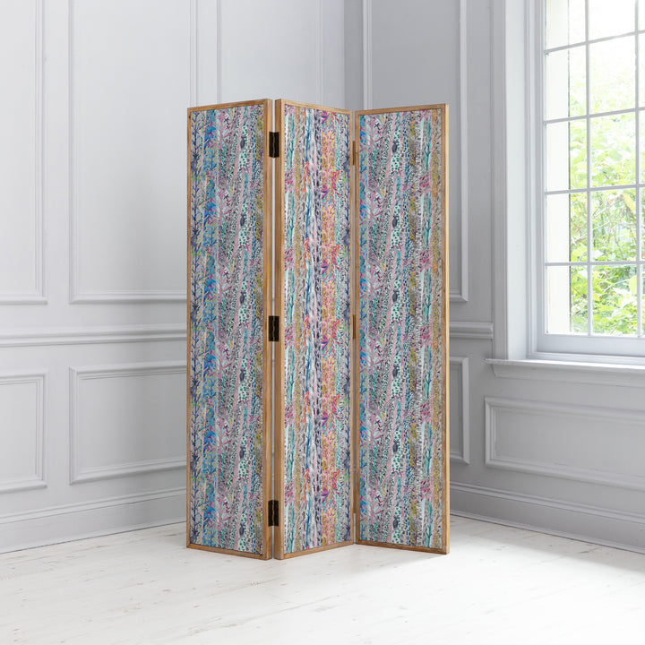 ANTIQUE GREY ROOM DIVIDER WHIMSICAL TALE