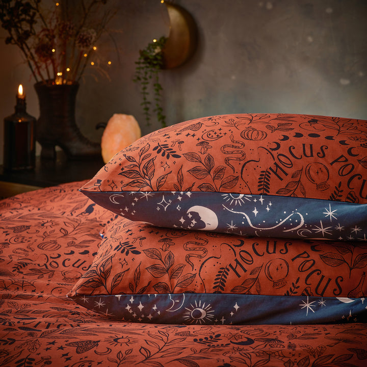 Witchy Vibes Double Duvet Set Rust - image 2