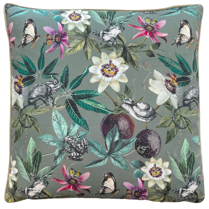 WILD PASSION CREATURES 50X50 CUSHION CASE SAGE
