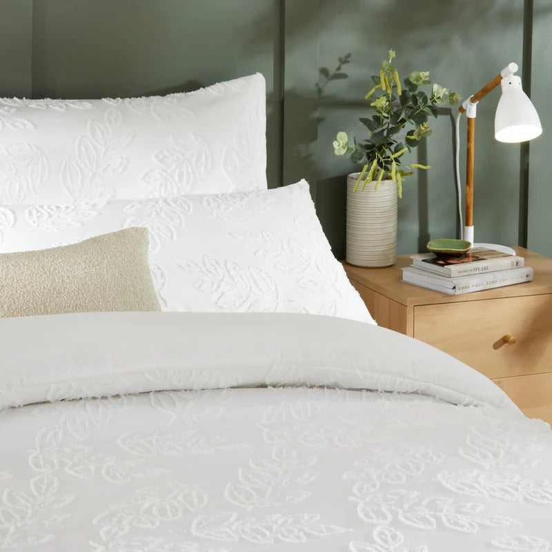 Leaf Tufted Soft Touch Duvet Cover Set White
