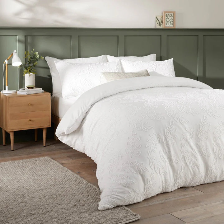 Leaf Tufted Soft Touch Duvet Cover Set White