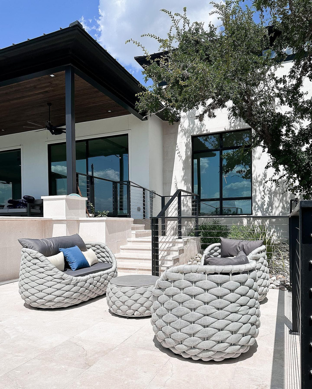 Wavy Outdoor Sofa set with Swivel Chair